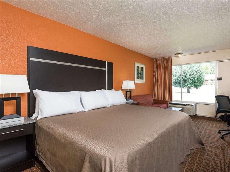 Ramada By Wyndham Lumberton Ξενοδοχείο Εξωτερικό φωτογραφία